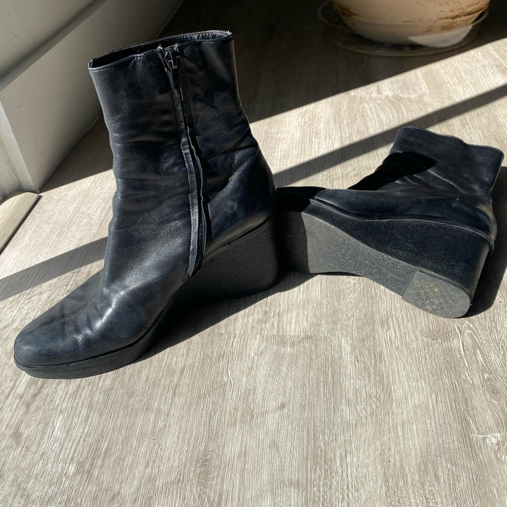 Robert Clergerie Size 12 Leather Ankle Boots - Picture 2 of 3
